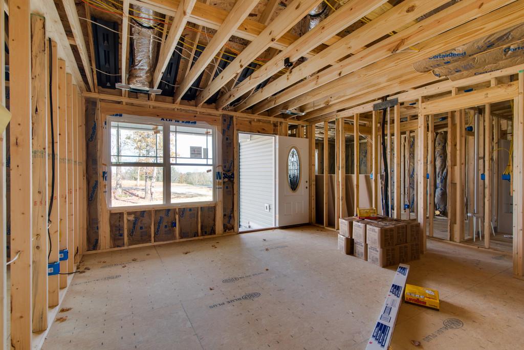 826 Hooper Road Charlotte, TN 37036 - Photo 5 of 20 Gallery Image 5