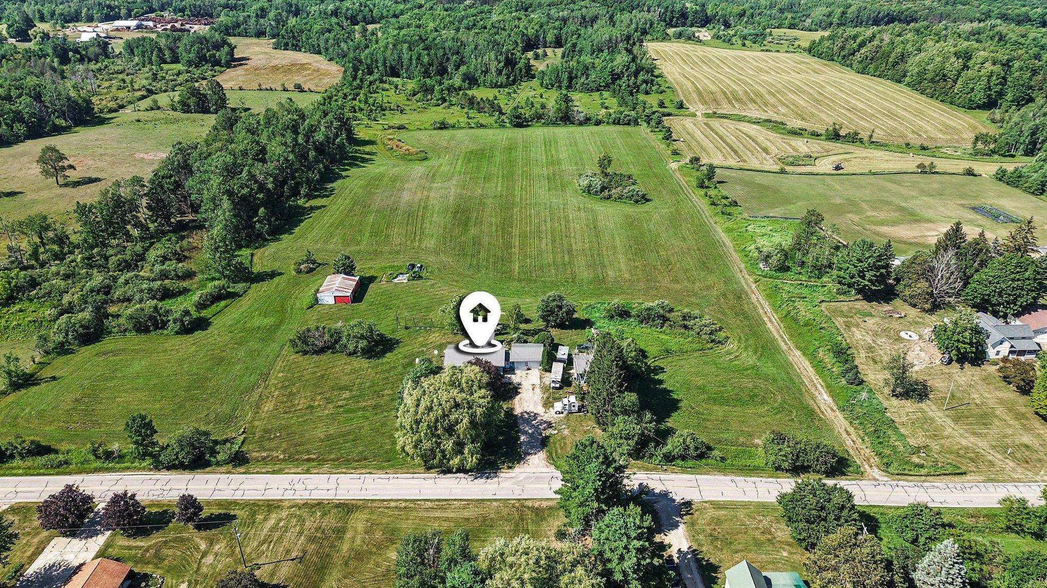 23688 4 Mile Road Reed City, MI 49677 - Photo 3 of 35 1948042-986de076-59ee-4df2-98c3-13182881bfee.JPG