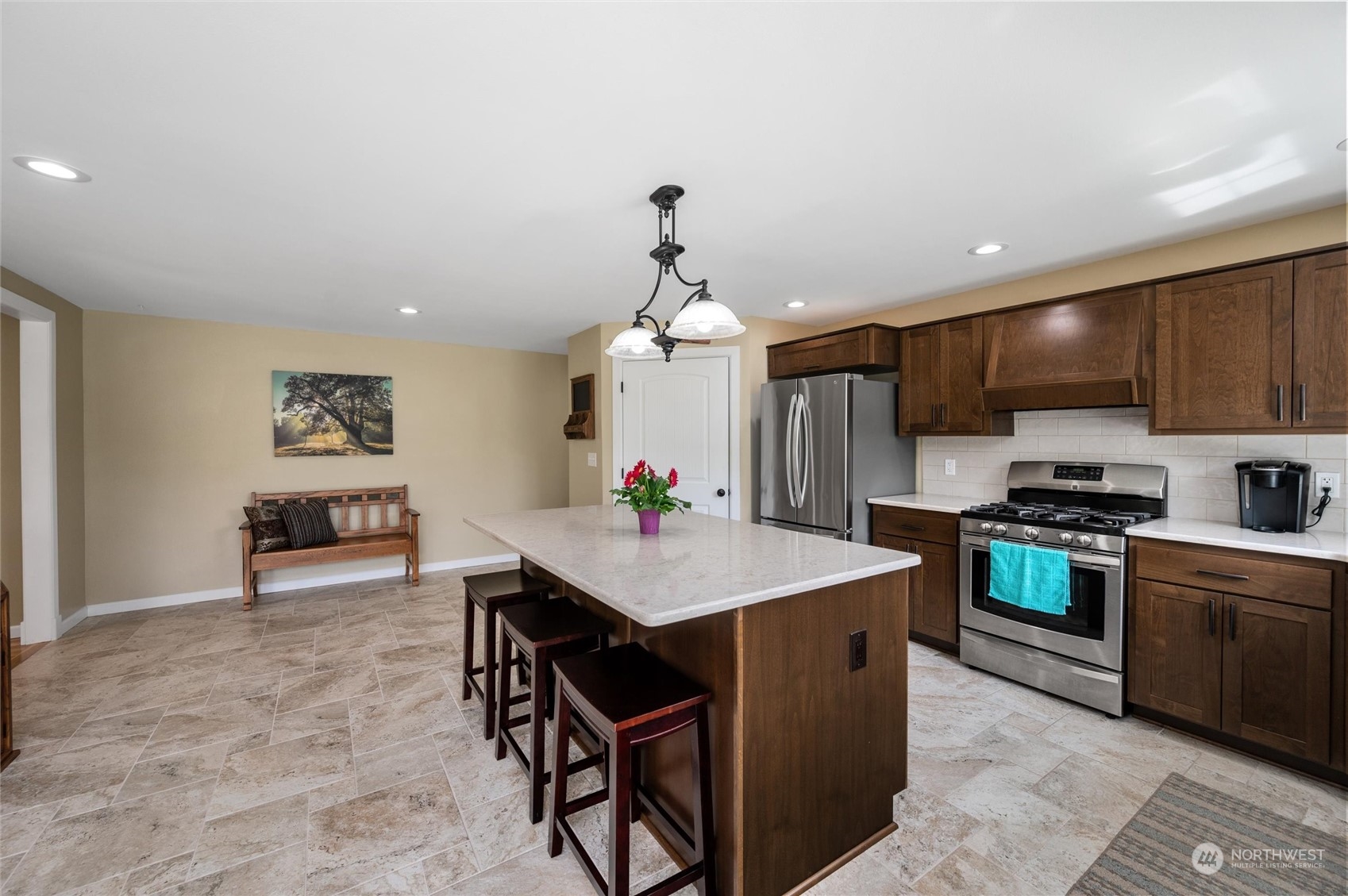 21727 Swan Road Mount Vernon, WA 98273 - Photo 11 of 40 Gallery Image 11