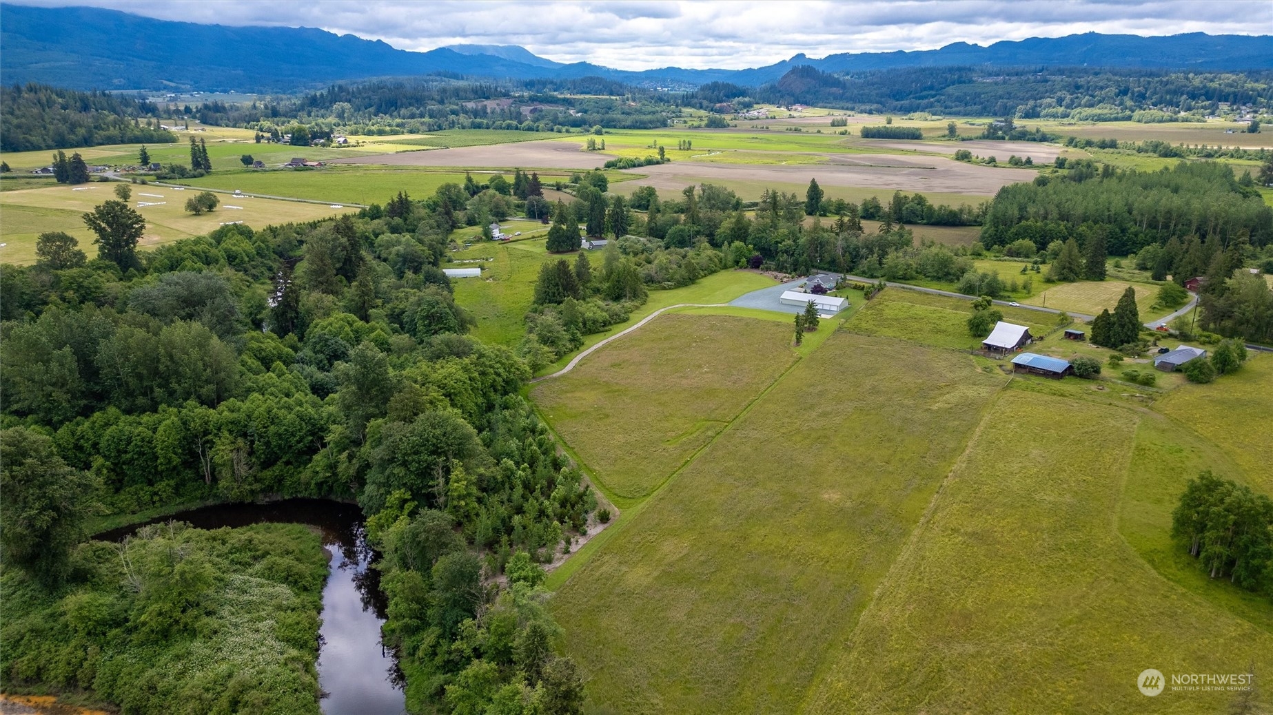 21727 Swan Road Mount Vernon, WA 98273 - Photo 38 of 40 Gallery Image 38