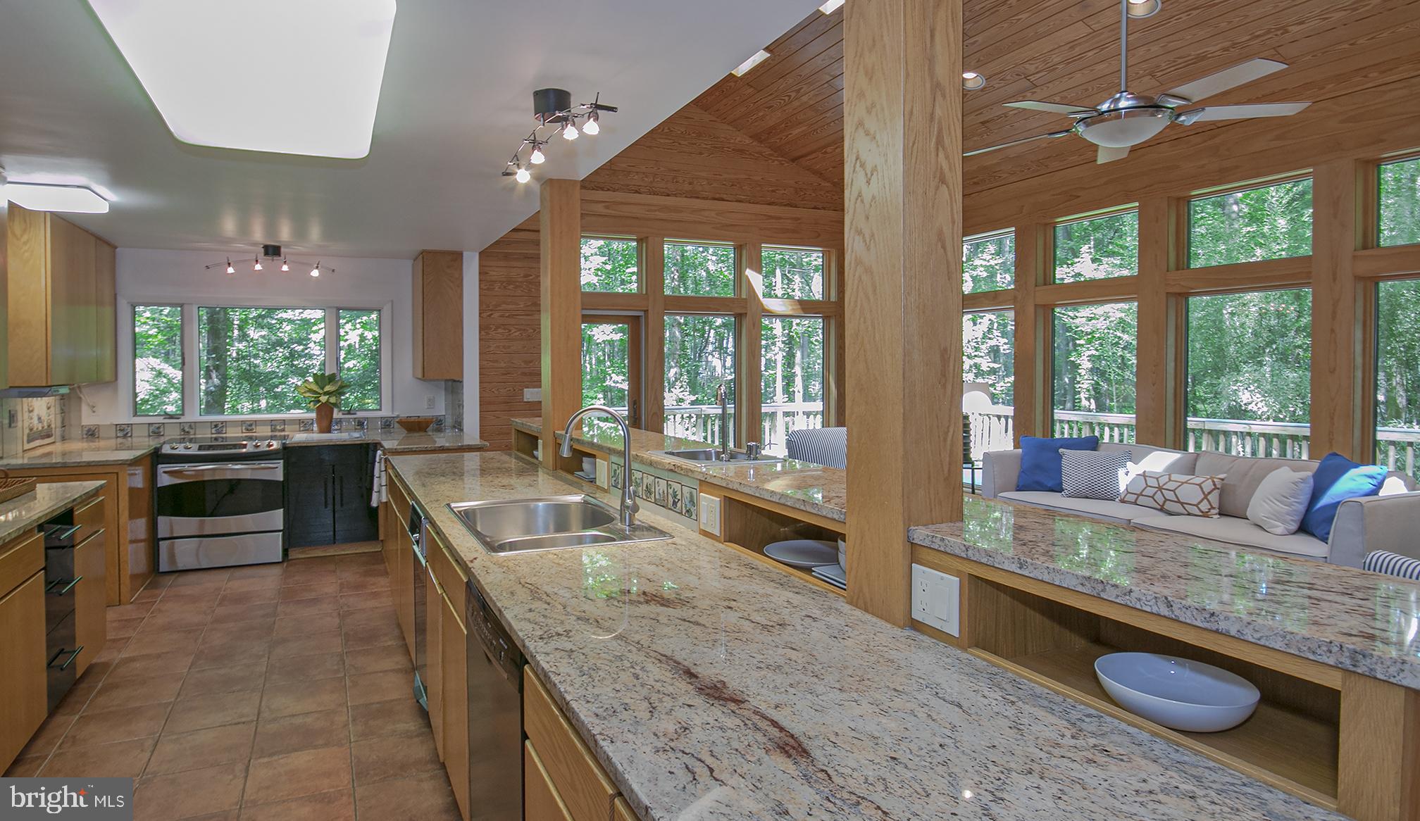634 Springvale Road Great Falls, VA 22066 - Photo 12 of 37 Kitchen