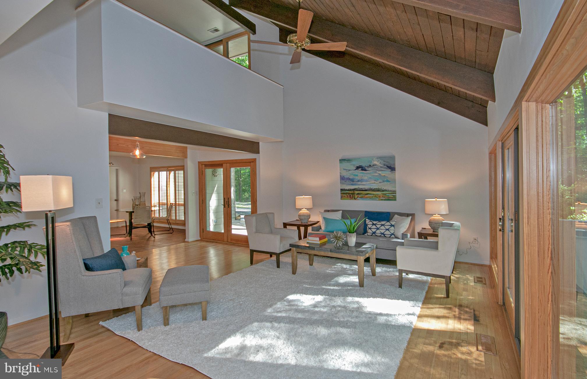 634 Springvale Road Great Falls, VA 22066 - Photo 25 of 37 Living Room