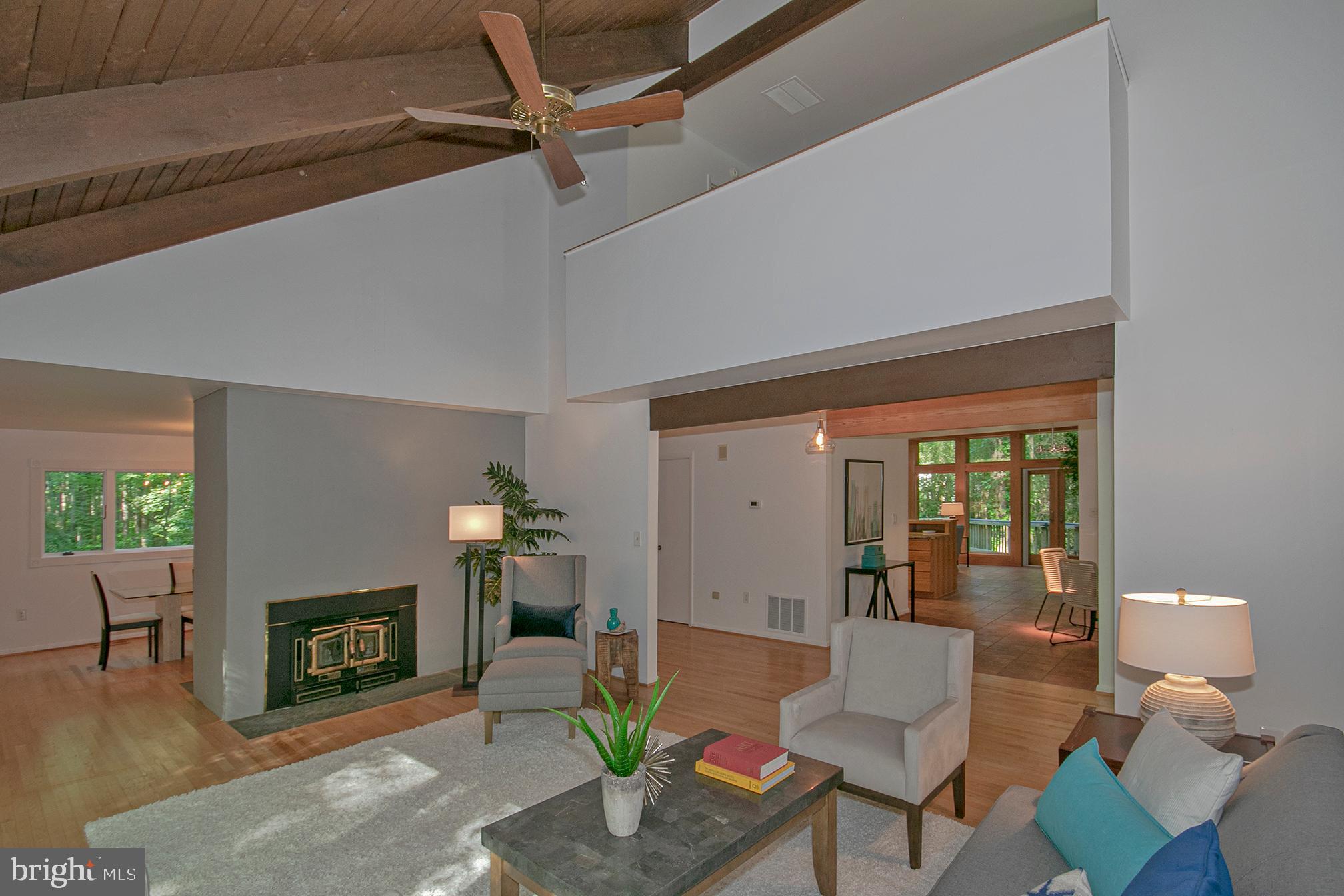 634 Springvale Road Great Falls, VA 22066 - Photo 26 of 37 Living Room