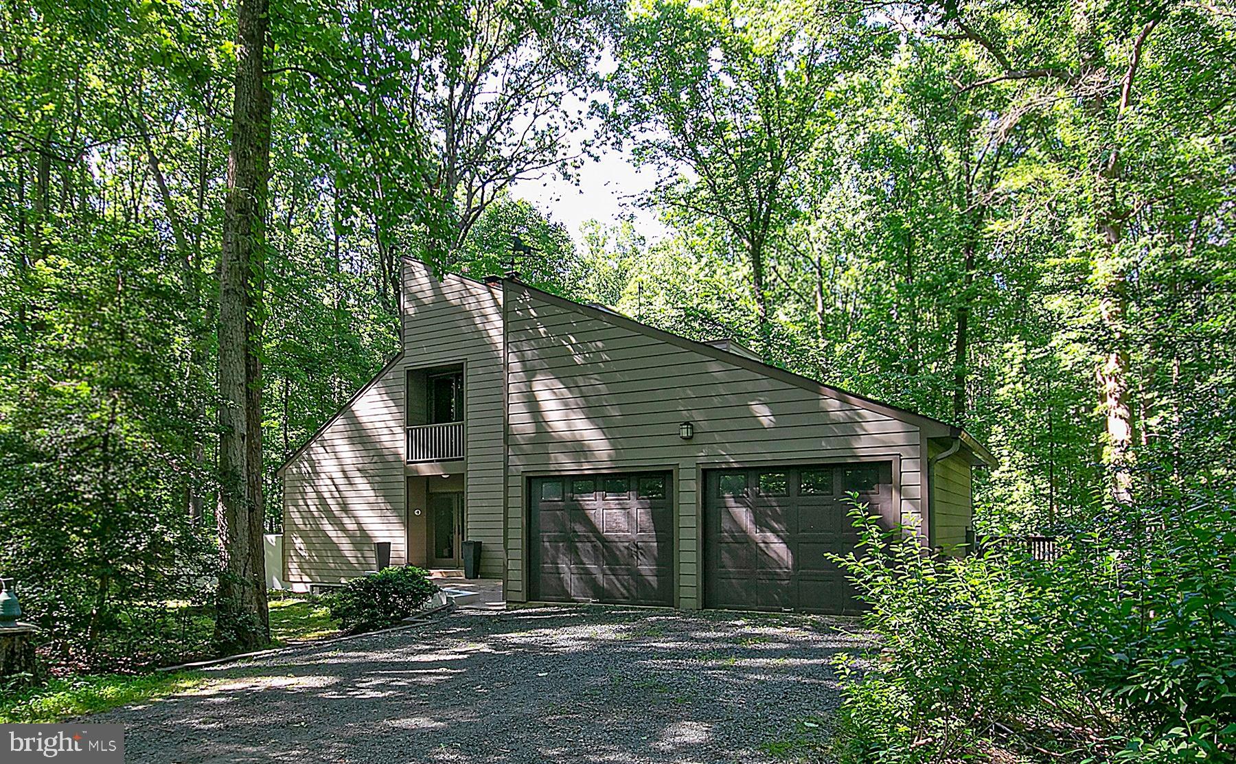 634 Springvale Road Great Falls, VA 22066 - Photo 4 of 37