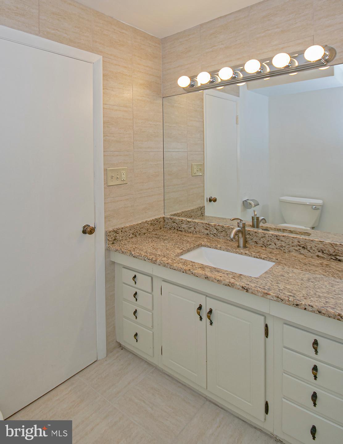 634 Springvale Road Great Falls, VA 22066 - Photo 34 of 37 Lower Level Bath