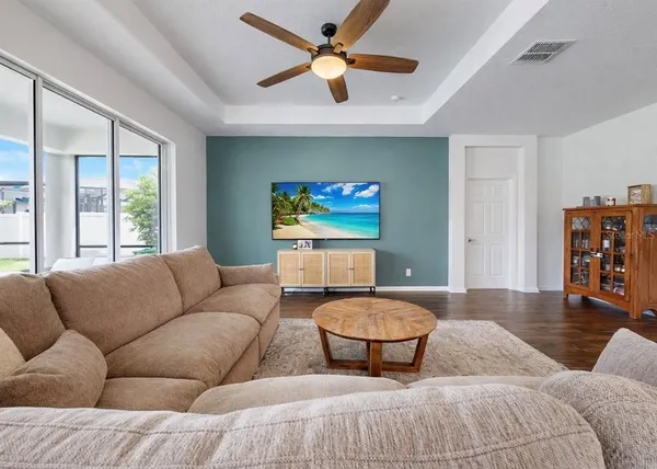 $579,000 | 10322 Wine Press Avenue, Riverview, FL 33578
