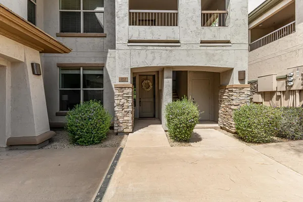 $3,500 | 10260 East White Feather Lane, Unit 1011, Scottsdale, AZ 85262