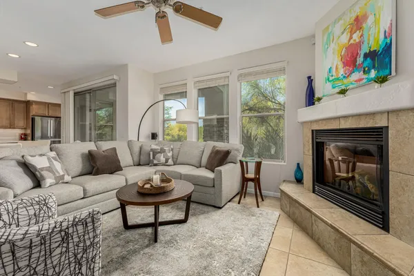 $3,500 | 10260 East White Feather Lane, Unit 1011, Scottsdale, AZ 85262