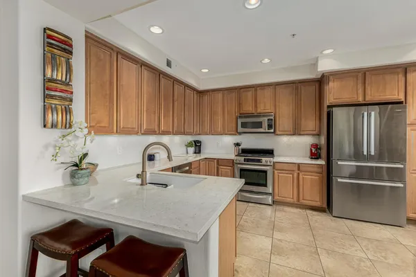 $3,500 | 10260 East White Feather Lane, Unit 1011, Scottsdale, AZ 85262