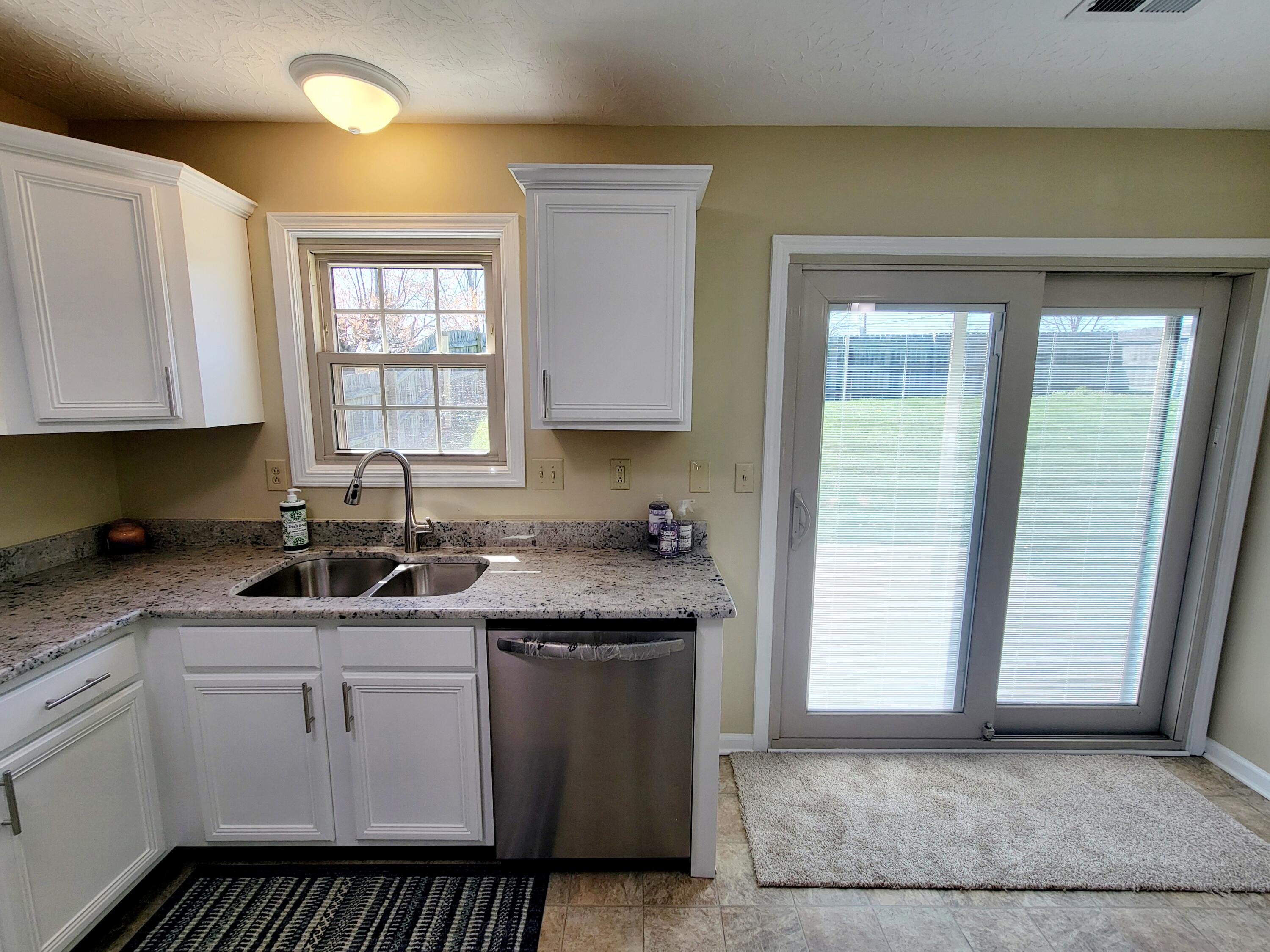 132 Ridge View Drive Nicholasville, KY 40356 - Photo 5 of 25 20250408_133833 (1)