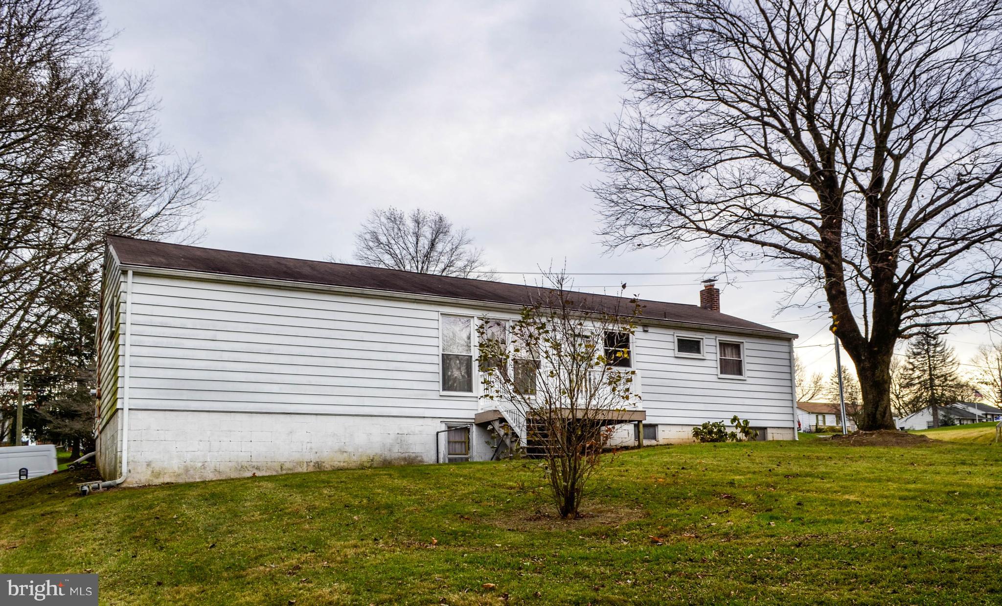 113 Winterstown Road Red Lion, PA 17356 - Photo 7 of 37