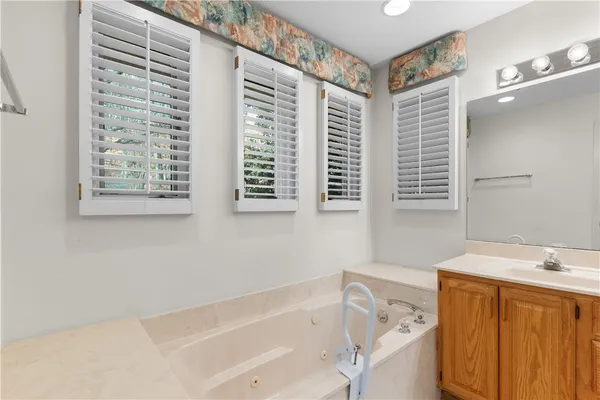 $389,000 | 202 Snead Lane, Westminster, SC 29693