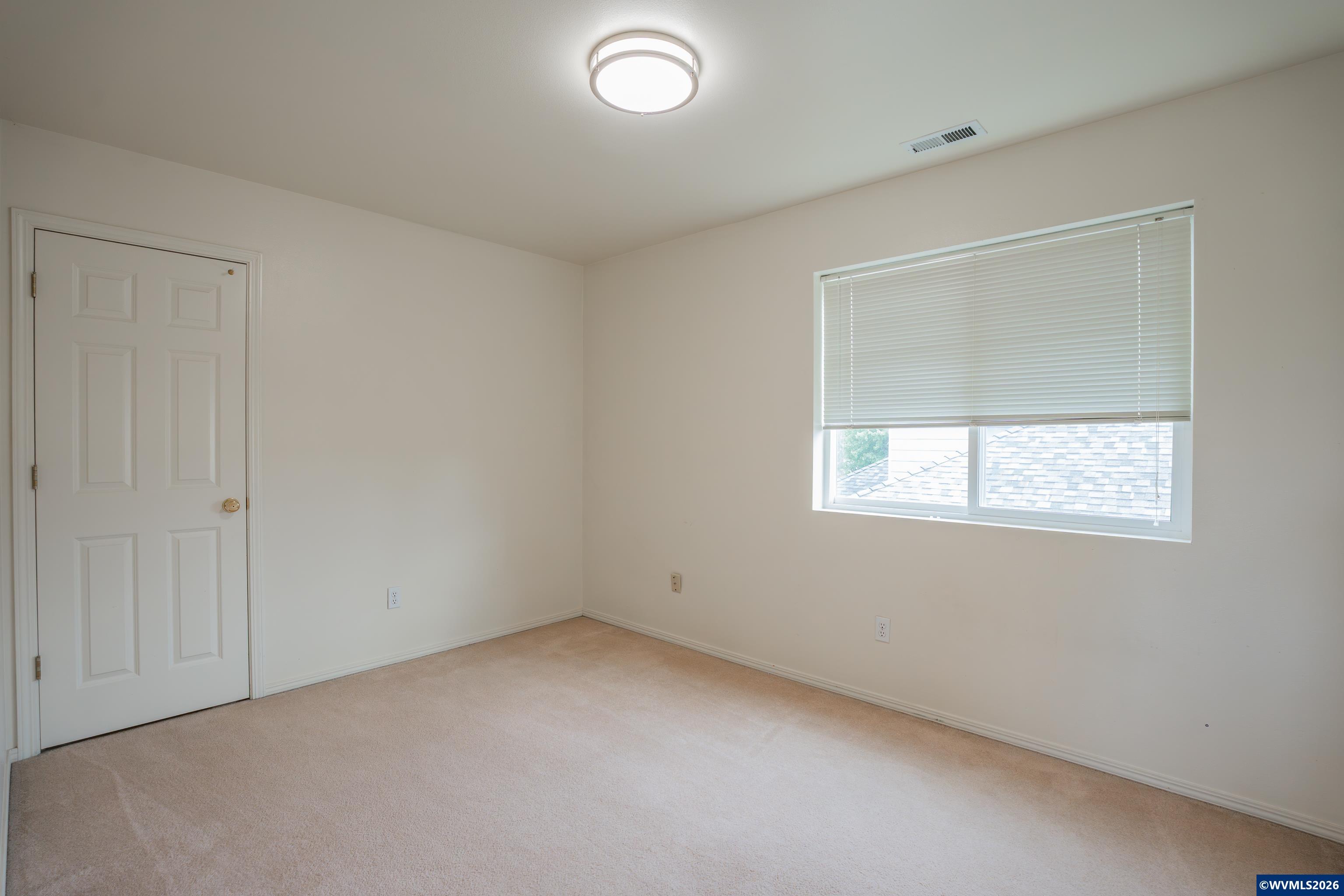 4726 Elk Run Drive Southwest Albany, OR 97321 - Photo 23 of 34