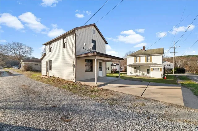 $125,000 | 100 2nd Street, Avonmore, PA 15618