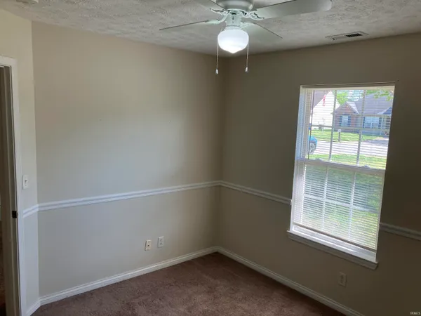 $1,700 | 8120 Cedar Point Drive, Newburgh, IN 47630