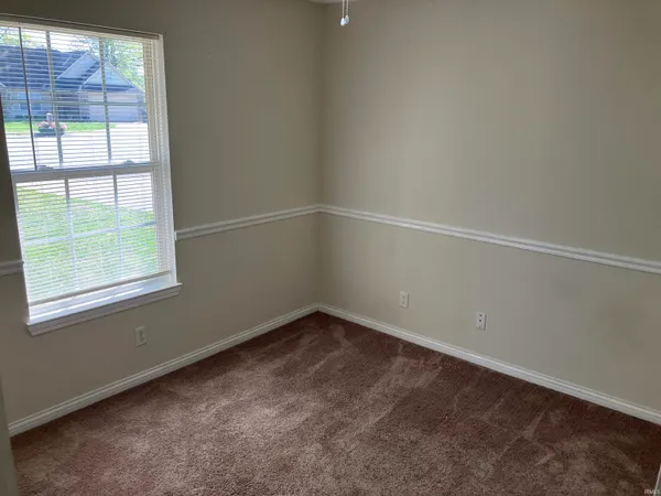 $1,700 | 8120 Cedar Point Drive, Newburgh, IN 47630