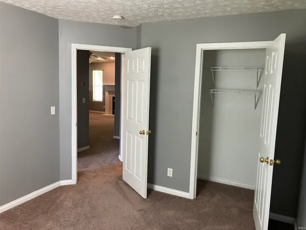 $1,700 | 8120 Cedar Point Drive, Newburgh, IN 47630