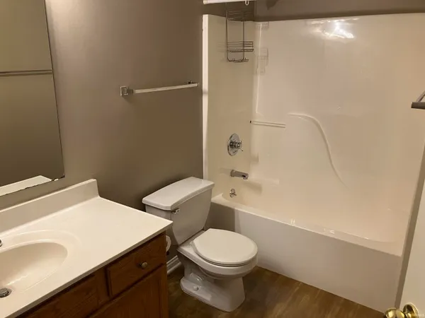 $1,700 | 8120 Cedar Point Drive, Newburgh, IN 47630