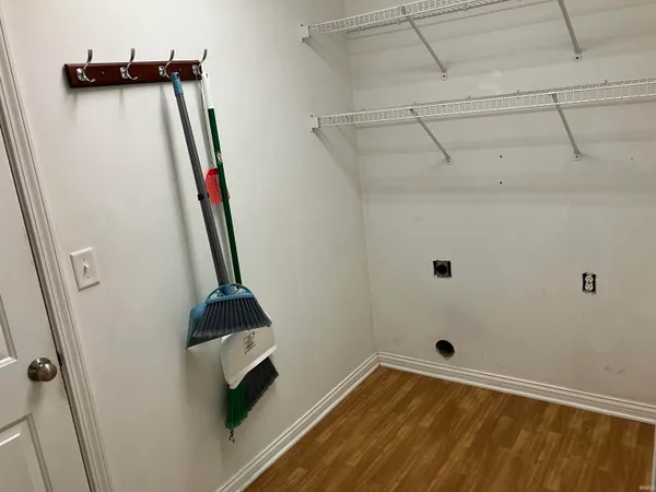 $1,700 | 8120 Cedar Point Drive, Newburgh, IN 47630