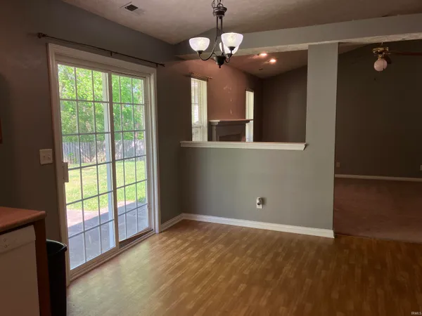 $1,700 | 8120 Cedar Point Drive, Newburgh, IN 47630