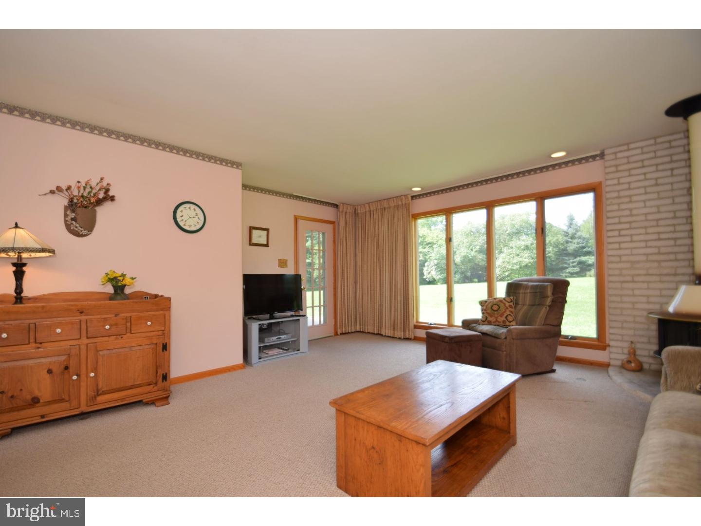 751 Store Road Harleysville, PA 19438 - Photo 12 of 25 Family Room