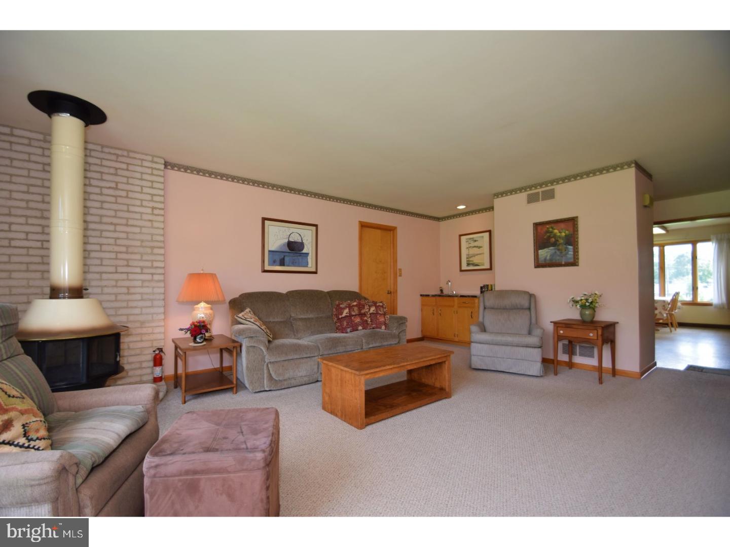 751 Store Road Harleysville, PA 19438 - Photo 13 of 25 Family Room