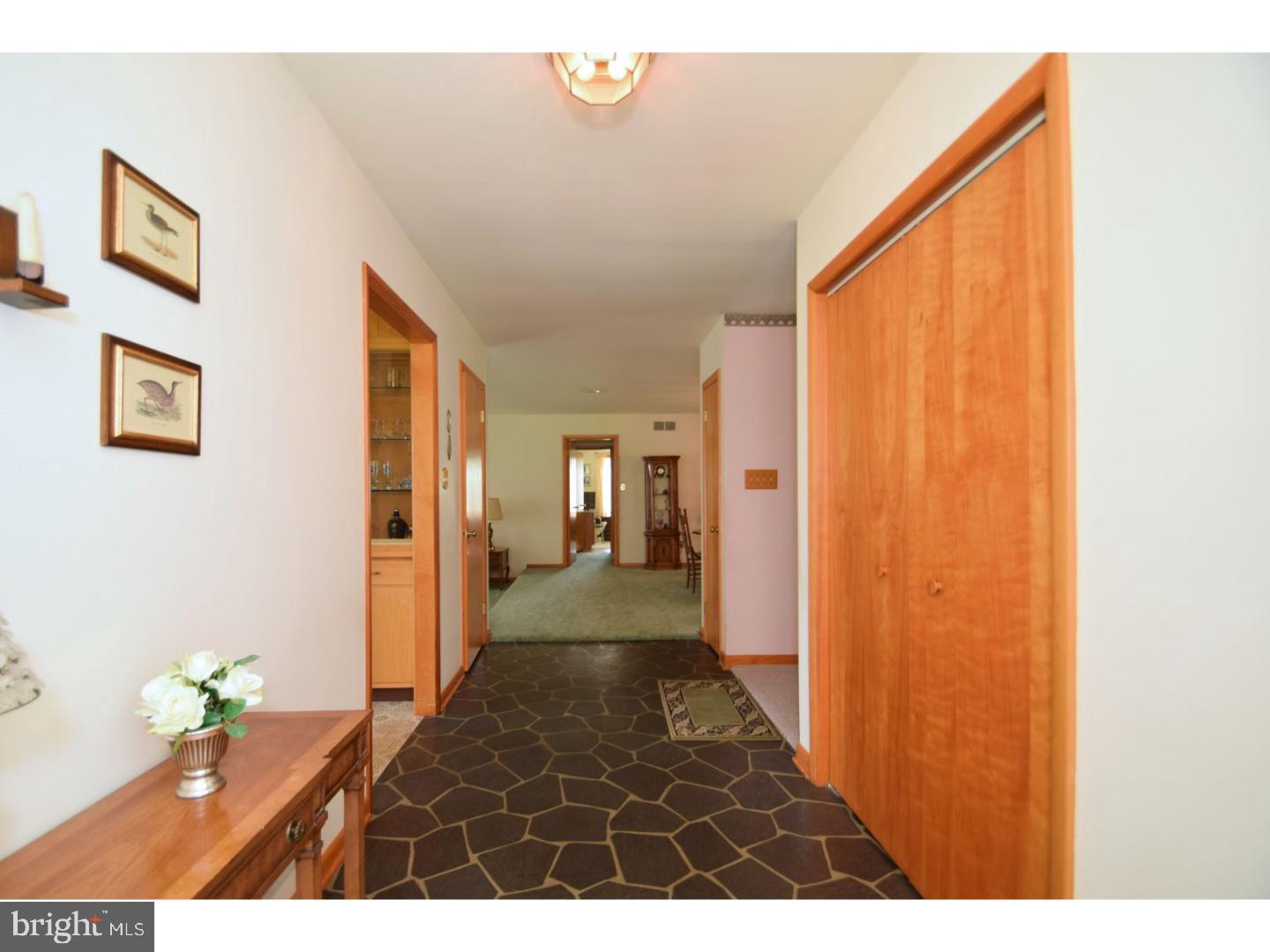 751 Store Road Harleysville, PA 19438 - Photo 3 of 25 Foyer