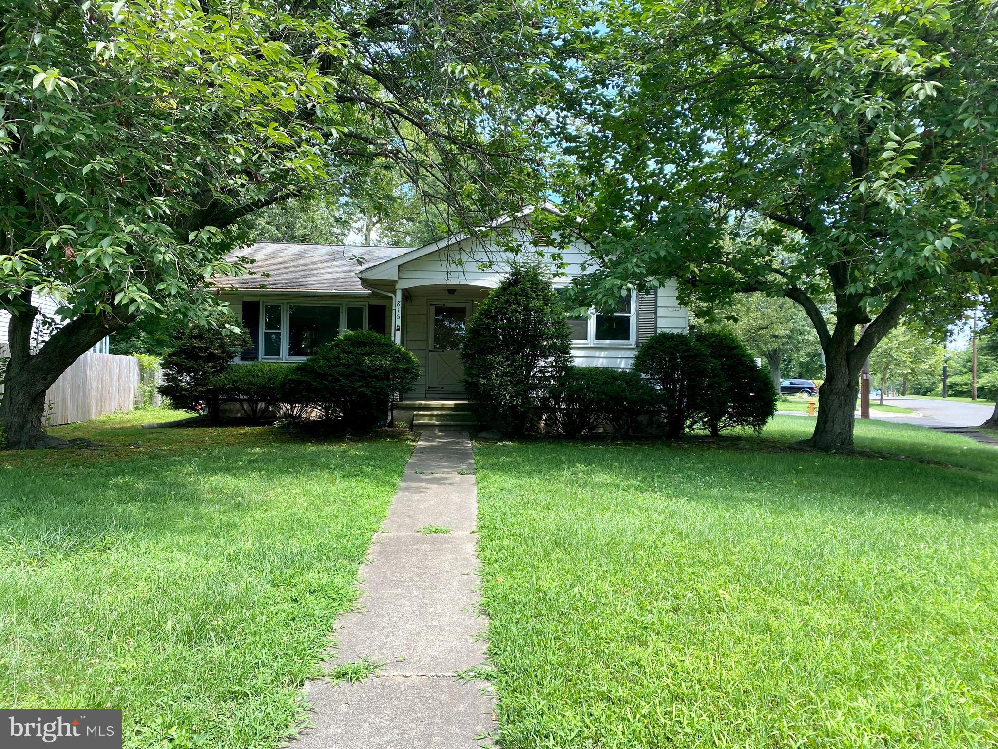 816 Rancocas Avenue Delanco, NJ 08075 - Photo 3 of 5 Front