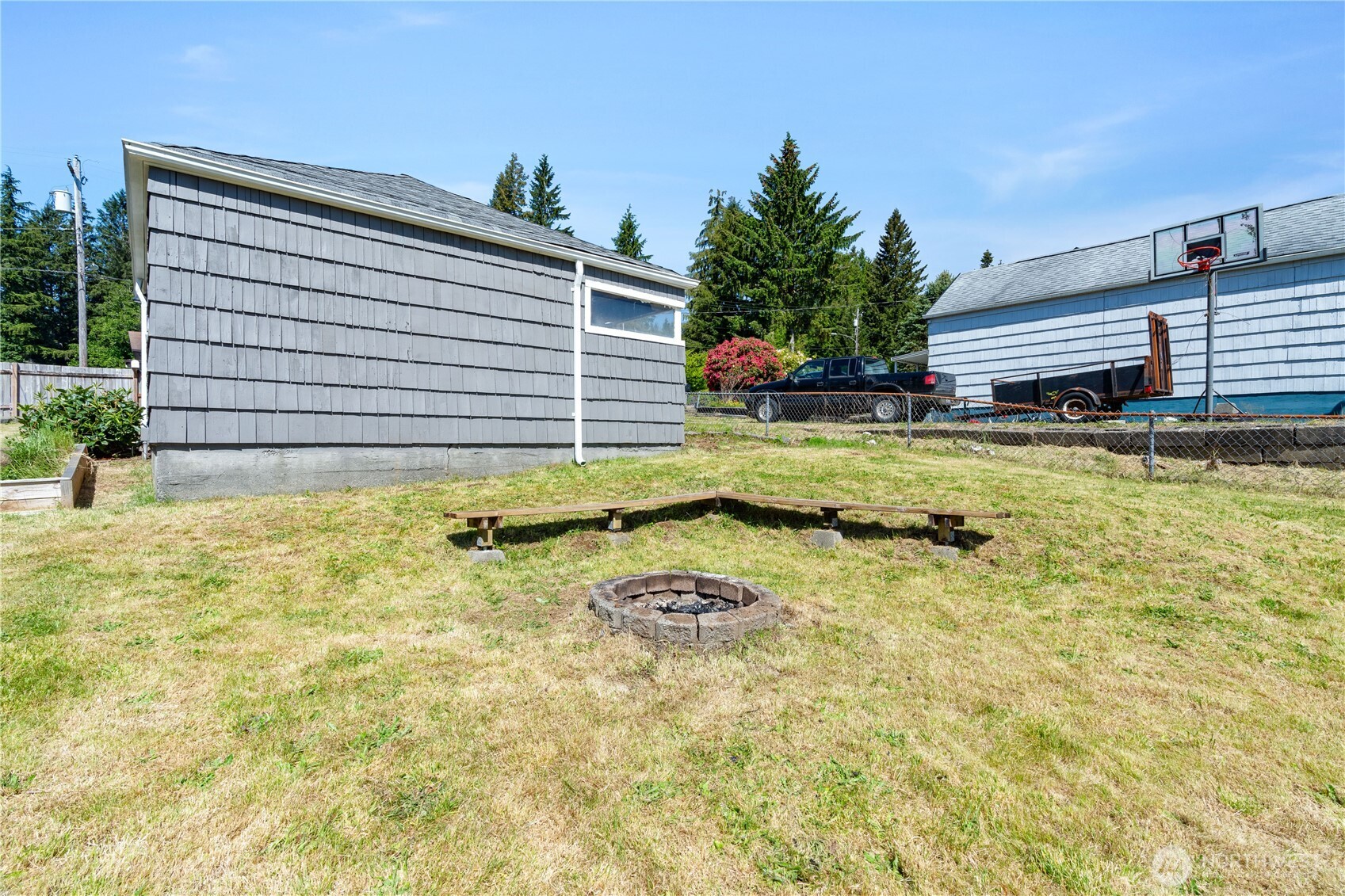 2736 Riverview Drive Aberdeen, WA 98520 - Photo 30 of 40 a view of a house with swimming pool