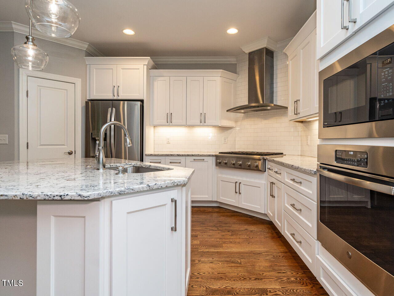 1506 East Jones Street Raleigh, NC 27610 - Photo 11 of 35 013-1280x960-kitchen