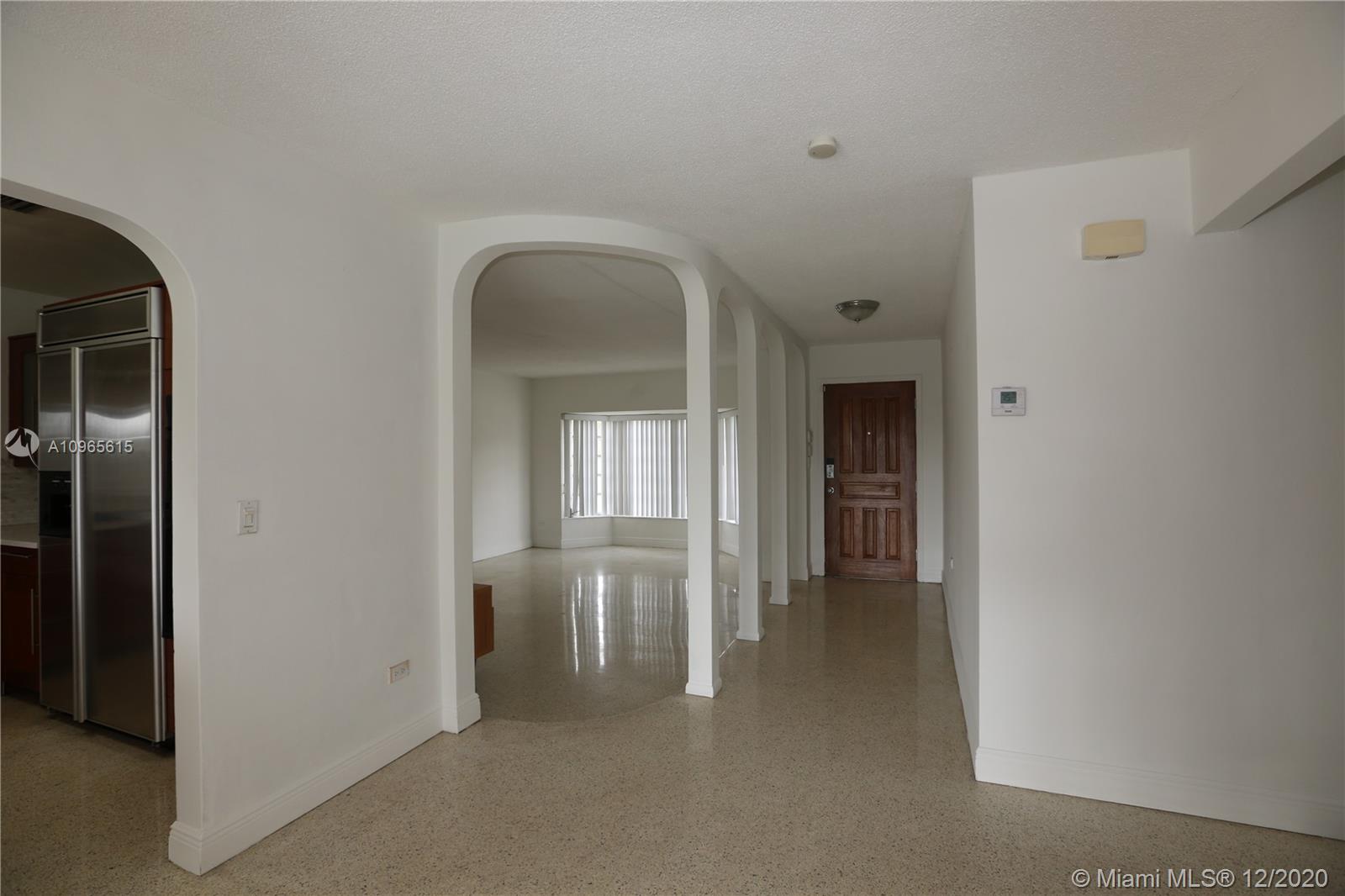 9870 Southwest 23rd Terrace Miami, FL 33165 - Photo 3 of 9