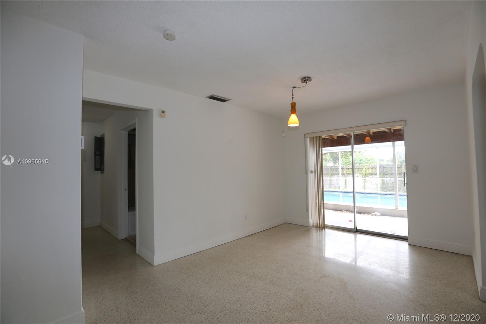 9870 Southwest 23rd Terrace Miami, FL 33165 - Photo 5 of 9