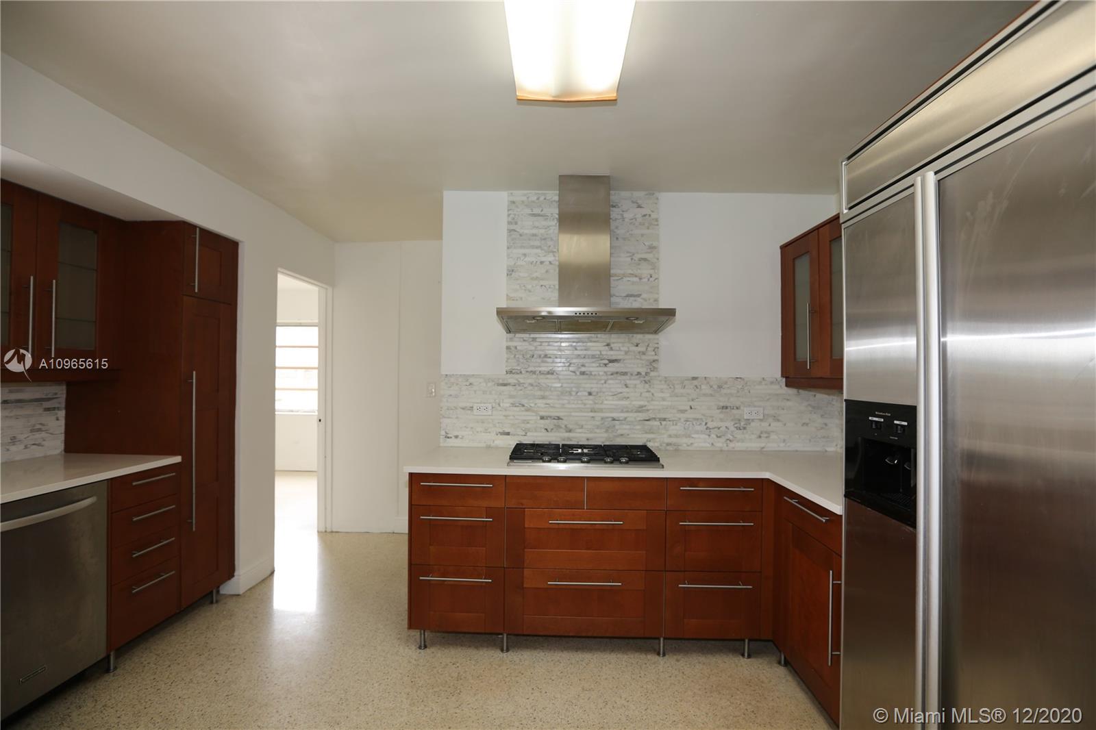 9870 Southwest 23rd Terrace Miami, FL 33165 - Photo 6 of 9