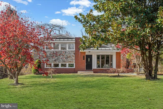 a house view with a garden space