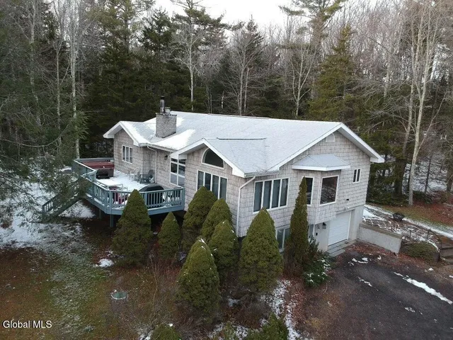 $749,900 | 73 Fern Ridge Road, Hunter, NY 12436