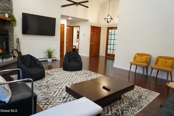 $749,900 | 73 Fern Ridge Road, Hunter, NY 12436