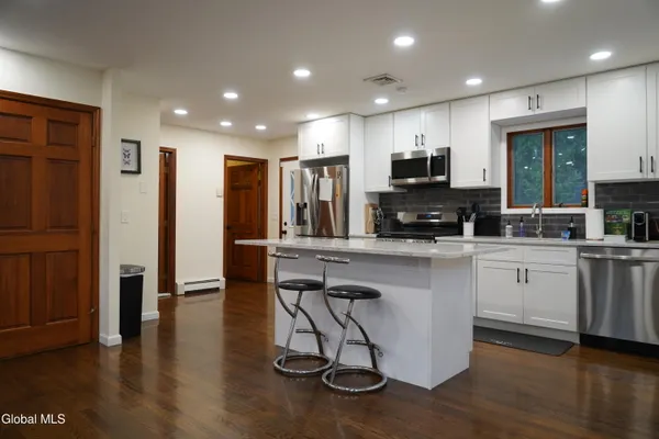 $749,900 | 73 Fern Ridge Road, Hunter, NY 12436