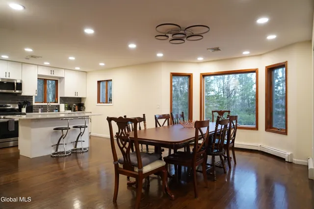 $749,900 | 73 Fern Ridge Road, Hunter, NY 12436