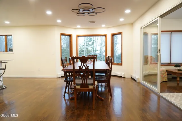 $749,900 | 73 Fern Ridge Road, Hunter, NY 12436