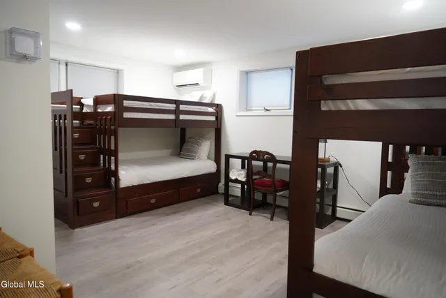 $749,900 | 73 Fern Ridge Road, Hunter, NY 12436