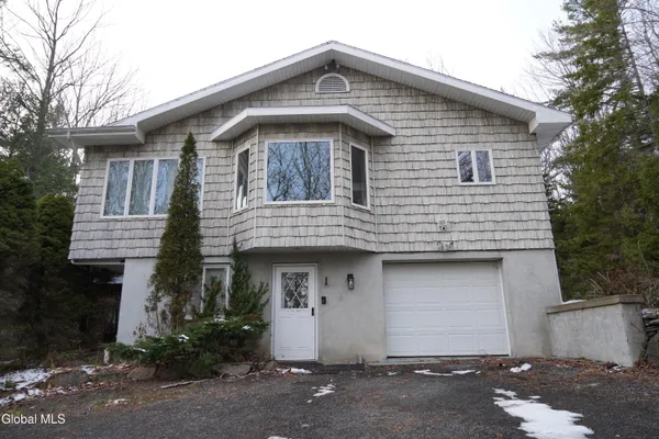 $749,900 | 73 Fern Ridge Road, Hunter, NY 12436
