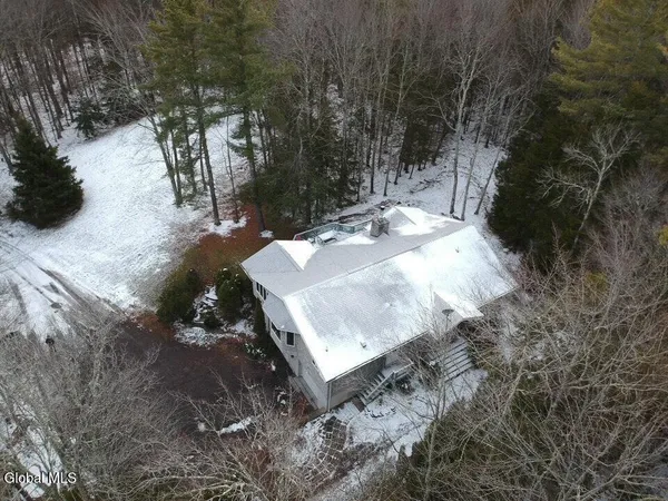 $749,900 | 73 Fern Ridge Road, Hunter, NY 12436