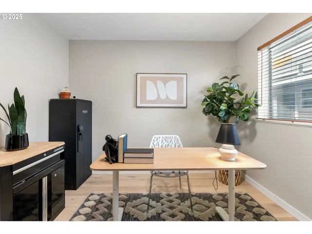 $365,000 | 906 Garrison Street, The Dalles, OR 97058