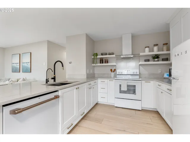 $365,000 | 906 Garrison Street, The Dalles, OR 97058