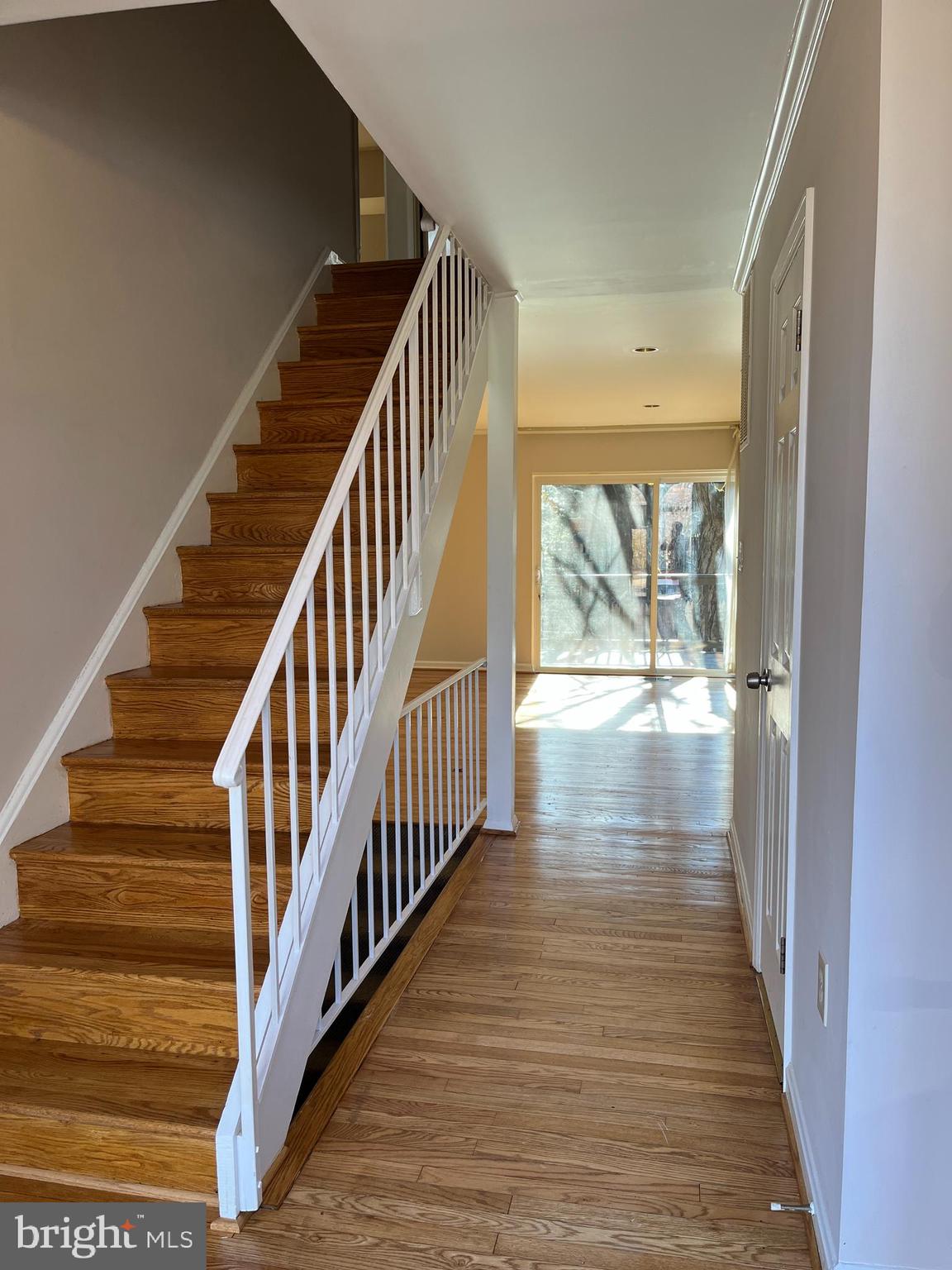 8034 Inverness Ridge Road Potomac, MD 20854 - Photo 4 of 31 Gallery Image 4