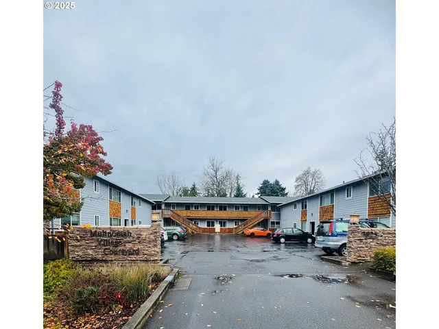 3925 Southwest Multnomah Boulevard, Unit 201, Portland, OR 97219