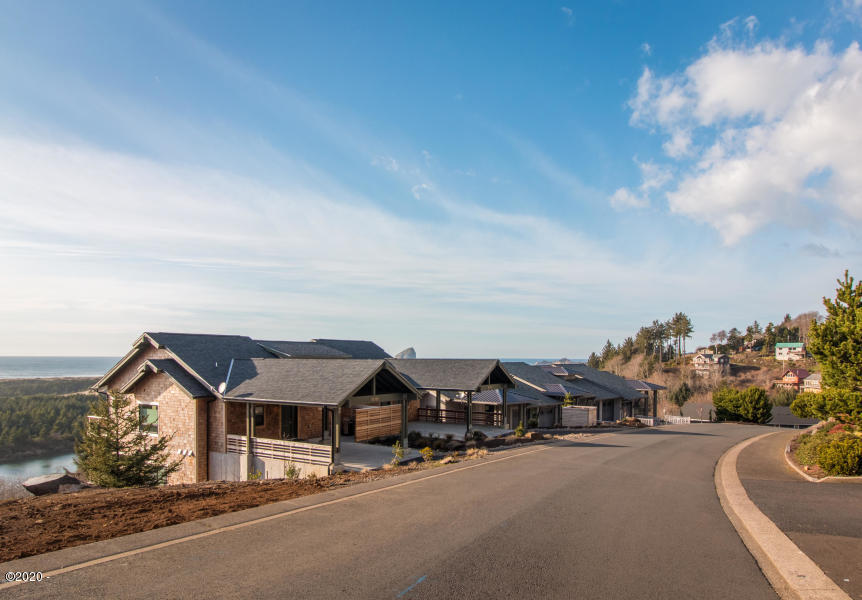 36380 Brooten Mountain Road Pacific City, OR 97135 - Photo 2 of 22 Exterior