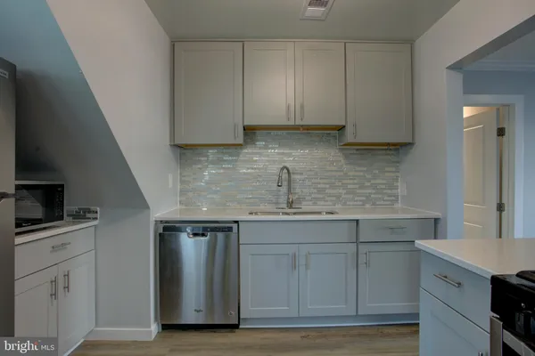 $2,700 | 232 Cabbel Drive, Manassas Park, VA 20111