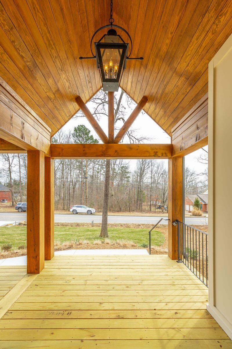 498 Hargis Road Signal Mountain, TN 37377 - Photo 26 of 27 Qj-TAgUc