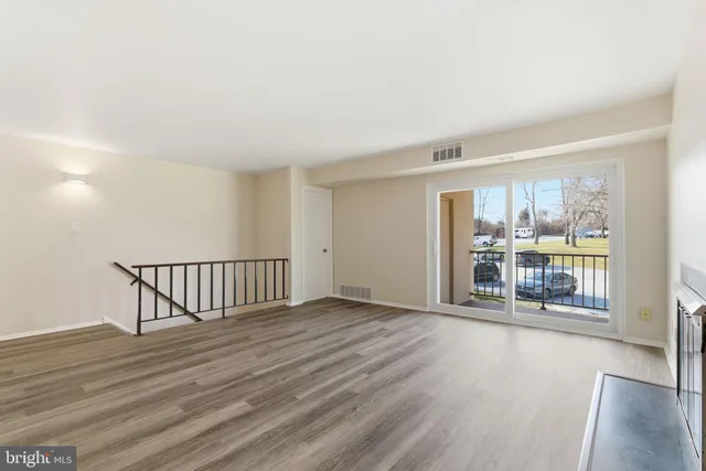 $1,995 | 463 Old Forge Crossing, Devon, PA 19333